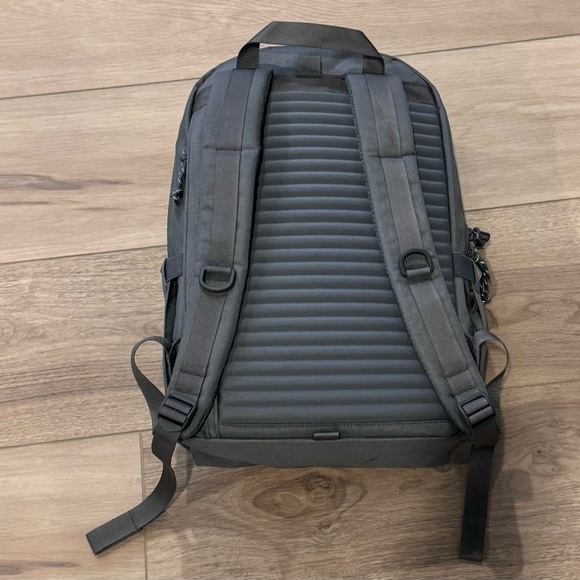 TOPO Designs Tech Daypack Backpack - Picture 8 of 12